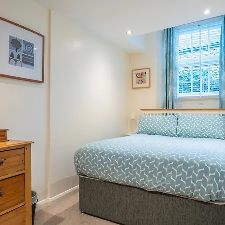 Ben Place -