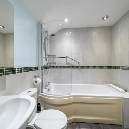 Ben Place - Holiday home