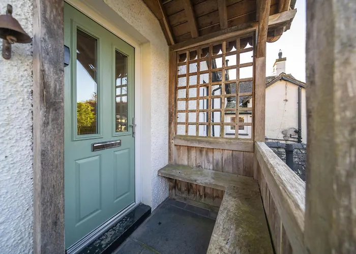 Holiday home Ben Place - *